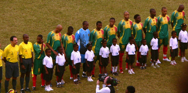 Child mascots in Mali line up