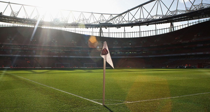 Emirates Stadium corner flag with Arsenal Logo