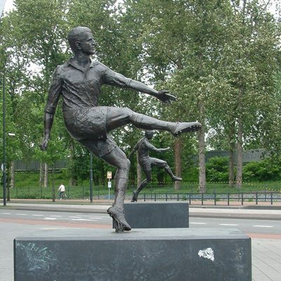 Coen Dillen Statue