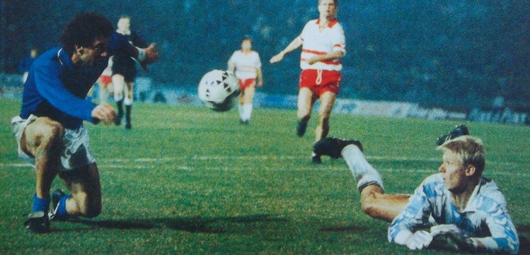 Peter Schmeichel Denmark vs Italy 1989