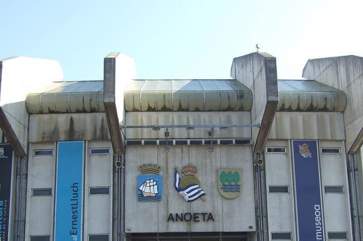 The Stadium's Name & Crest