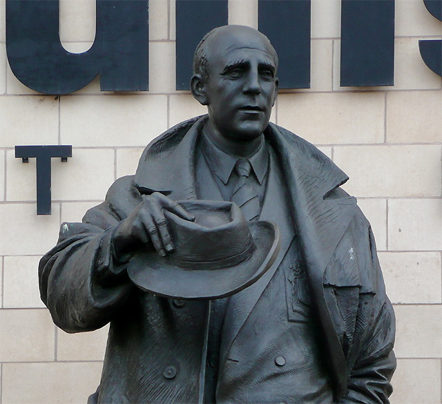Statue of Stan Cullis
