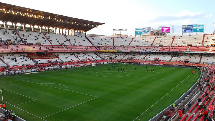View of the grandstand and Gol Norte