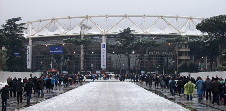 Walk up to stadium