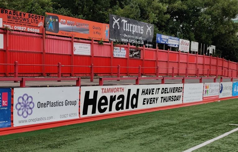 Lamb Ground Stadium, Tamworth, Terraces