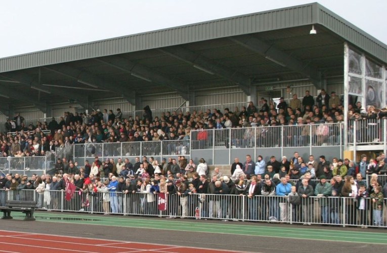 Melbourne Stadium Chelmsford - Fans in the Stands