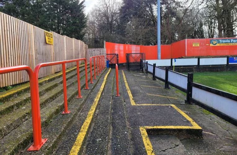 Park View Road Stadium, Terraces