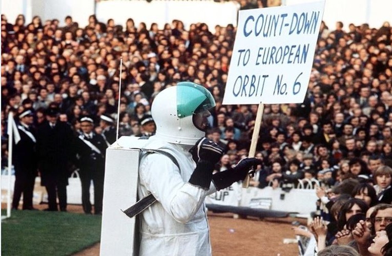 Spurs Astronaut